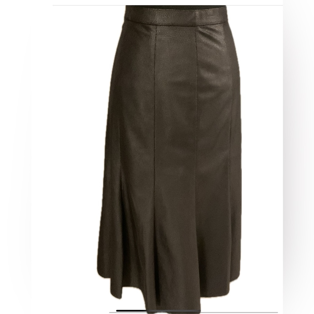 *****TanJay Elegant Black Pebbled Faux leather  Midi Skirt